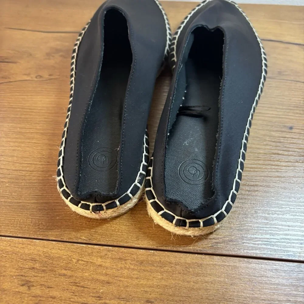 Urban Outfitters Neoprene Black Espadrille Slip-On Size 6